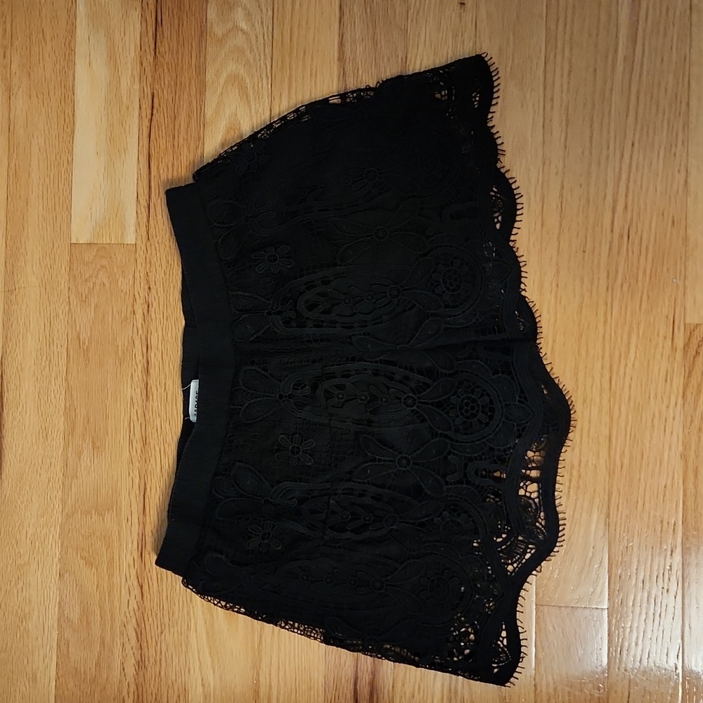 Garage black lace shorts